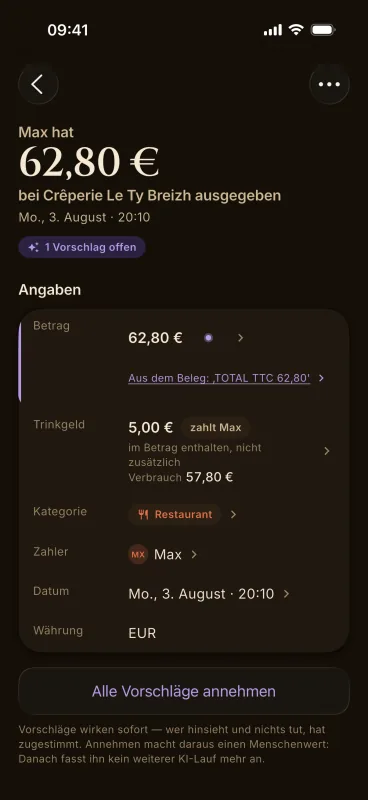 Die App zeigt eine fertige Ausgabe: 62,80 € in einer Crêperie, der Betrag mit der Stelle auf dem Beleg, aus der er stammt.